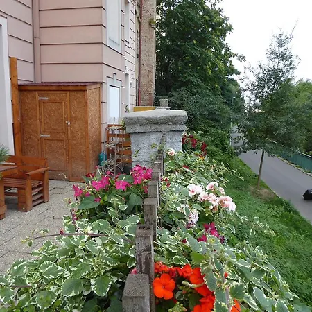 Victoria Design - Rehorova * Prag
