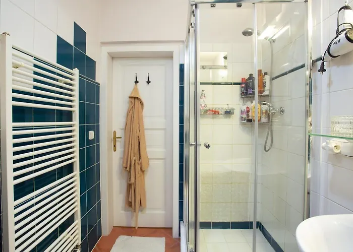 Victoria Design - Rehorova * Prag