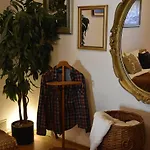 Victoria Design - Rehorova * Πράγα