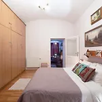 Victoria Design - Rehorova Apartman